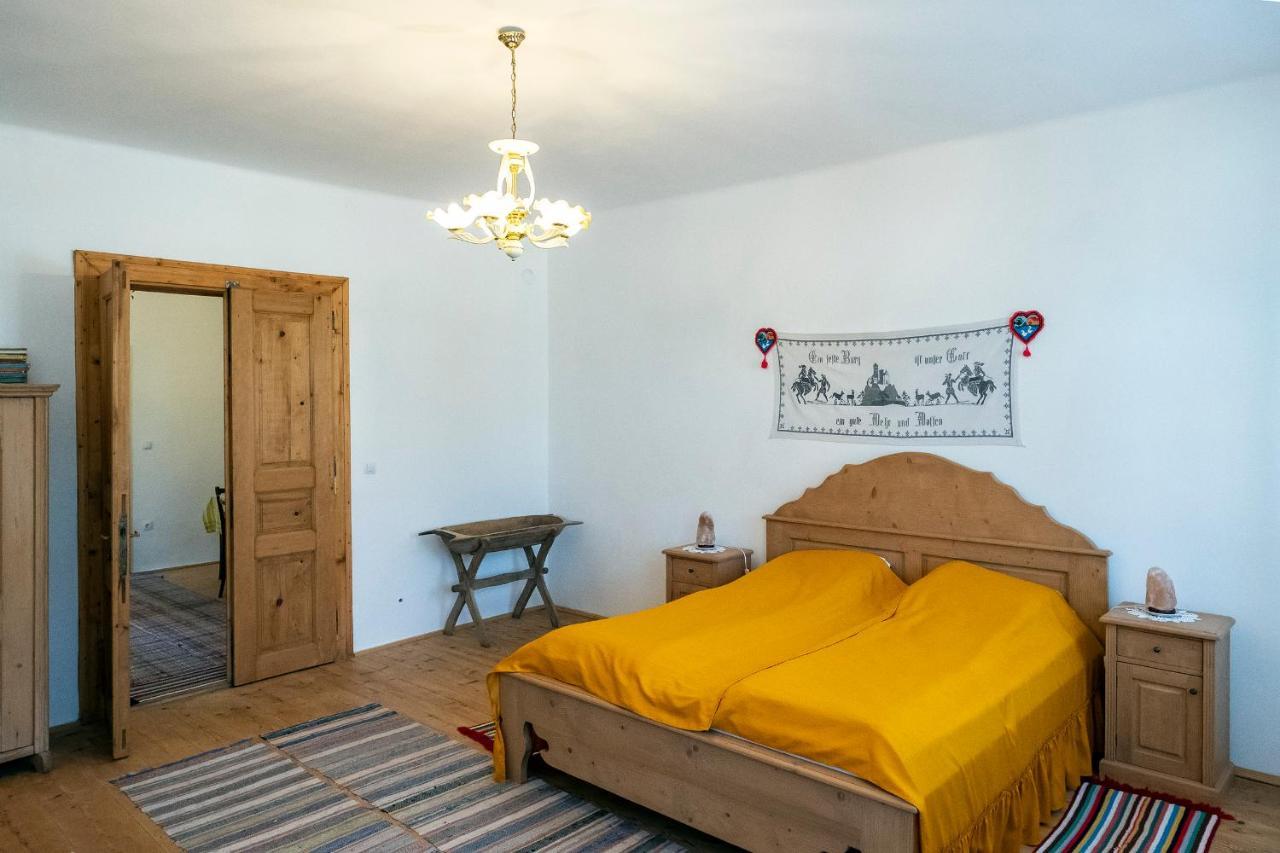 Villa Rihuini Eco Wine House Transylvania Richisu Buitenkant foto