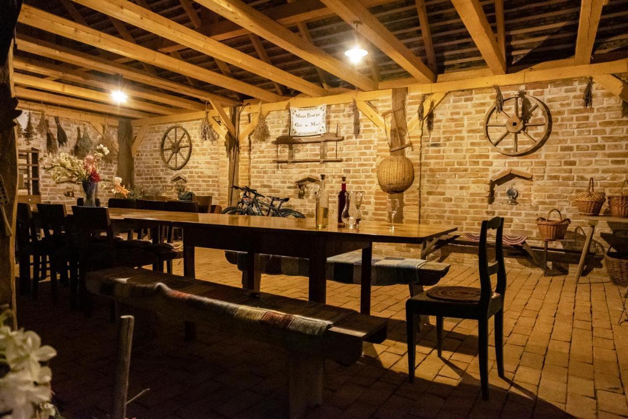 Villa Rihuini Eco Wine House Transylvania Richisu Buitenkant foto