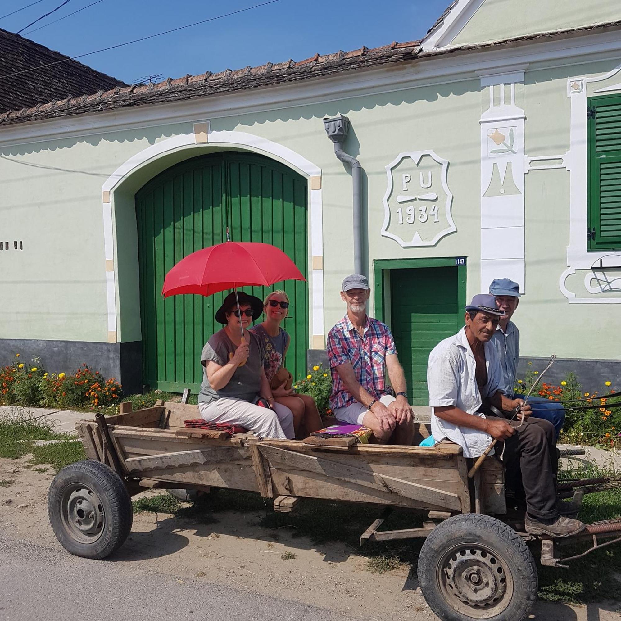 Villa Rihuini Eco Wine House Transylvania Richisu Buitenkant foto
